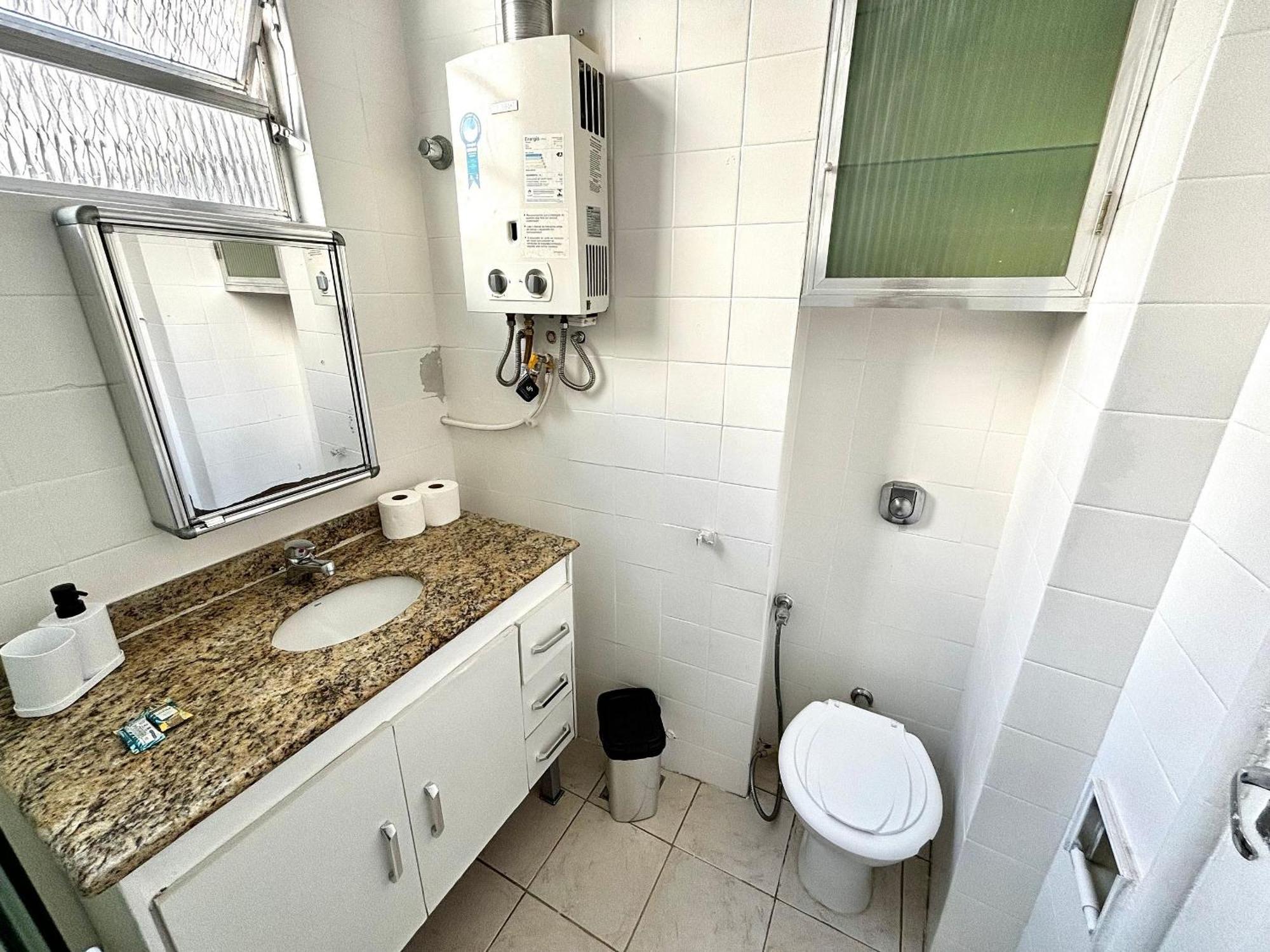 Roxy- Copacabana Apartment *